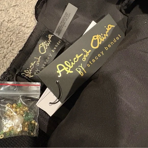 Alice And Olivia New Lindsey Embellished Gown Size 4 $1,995.00 - Picture 13 of 16